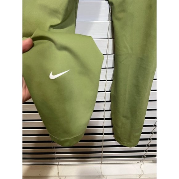 Nike Women’s Dri-FIT Mid-Rise Tights - NWT - Picture 8 of 8